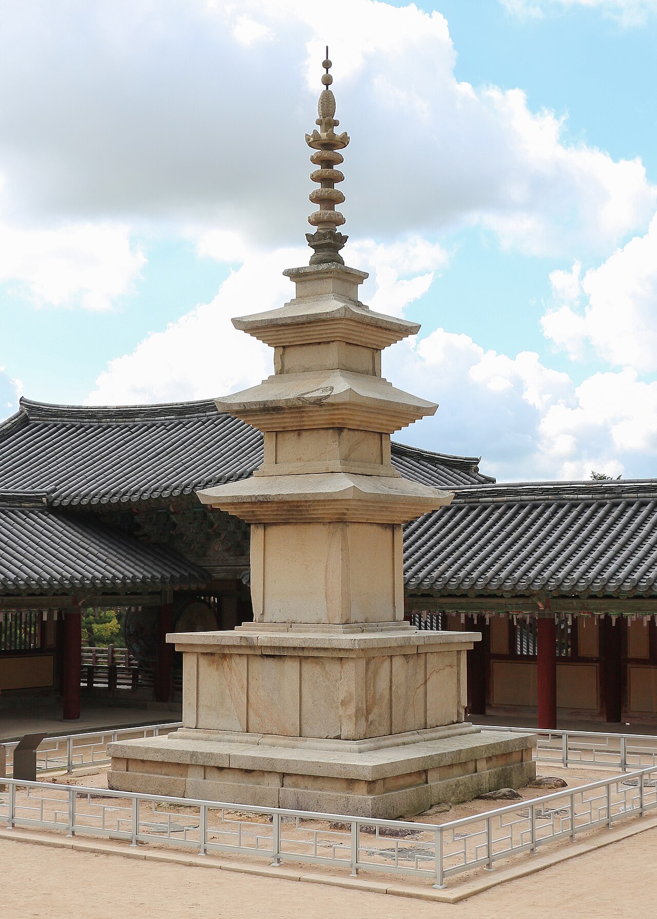 Seokgatap Pagoda.jpg
