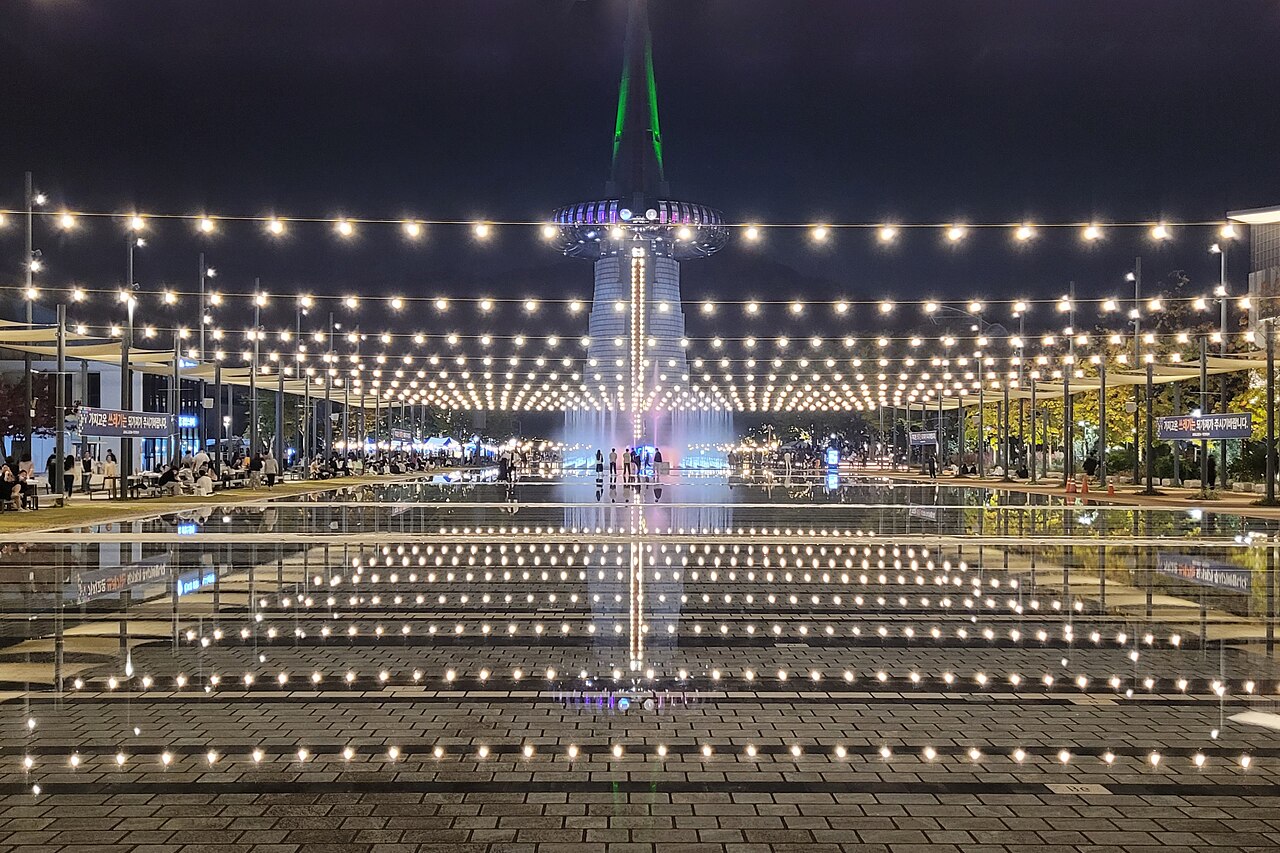 Night in Daejeon 05.jpg